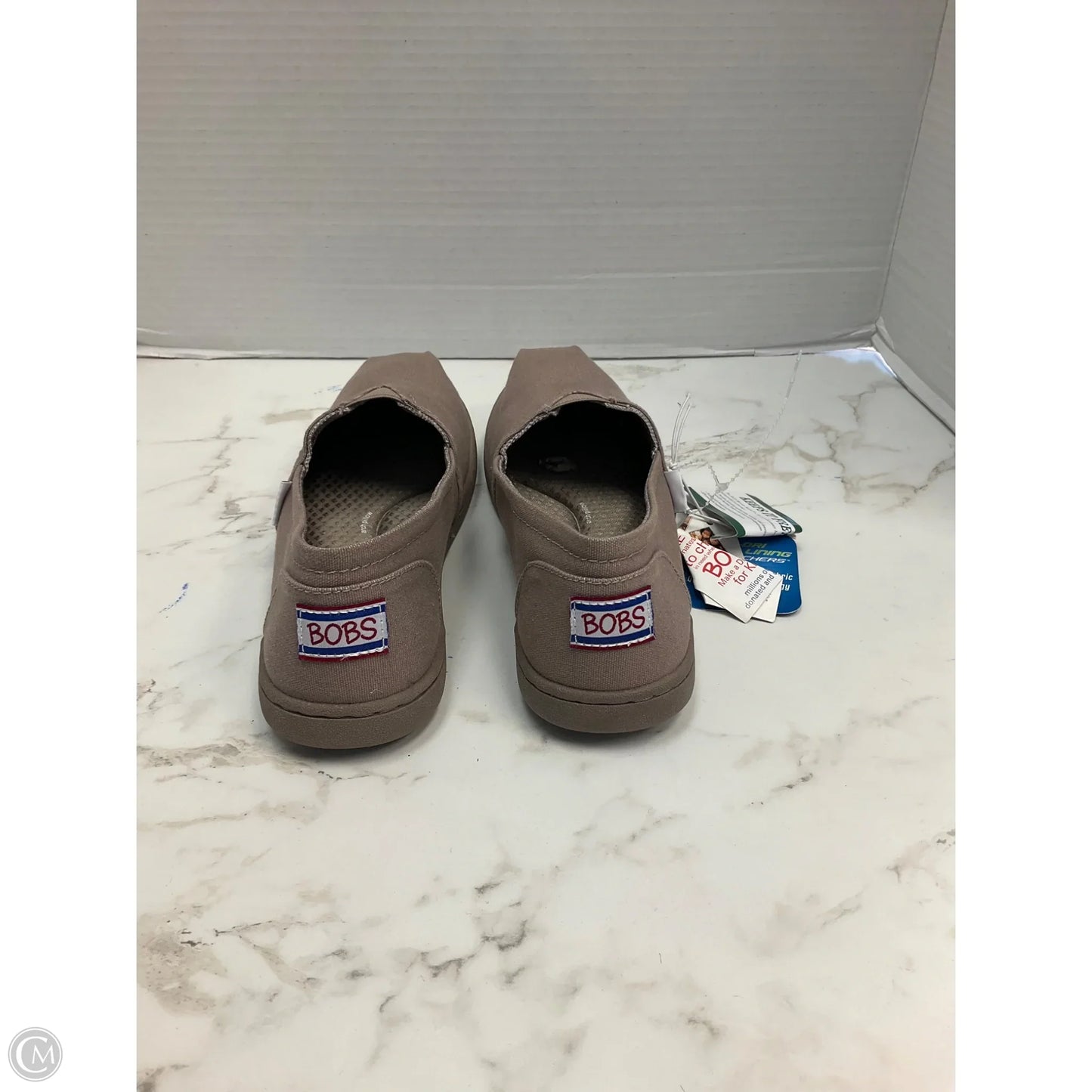 Shoes Flats By Bobs In Taupe, Size: 8
