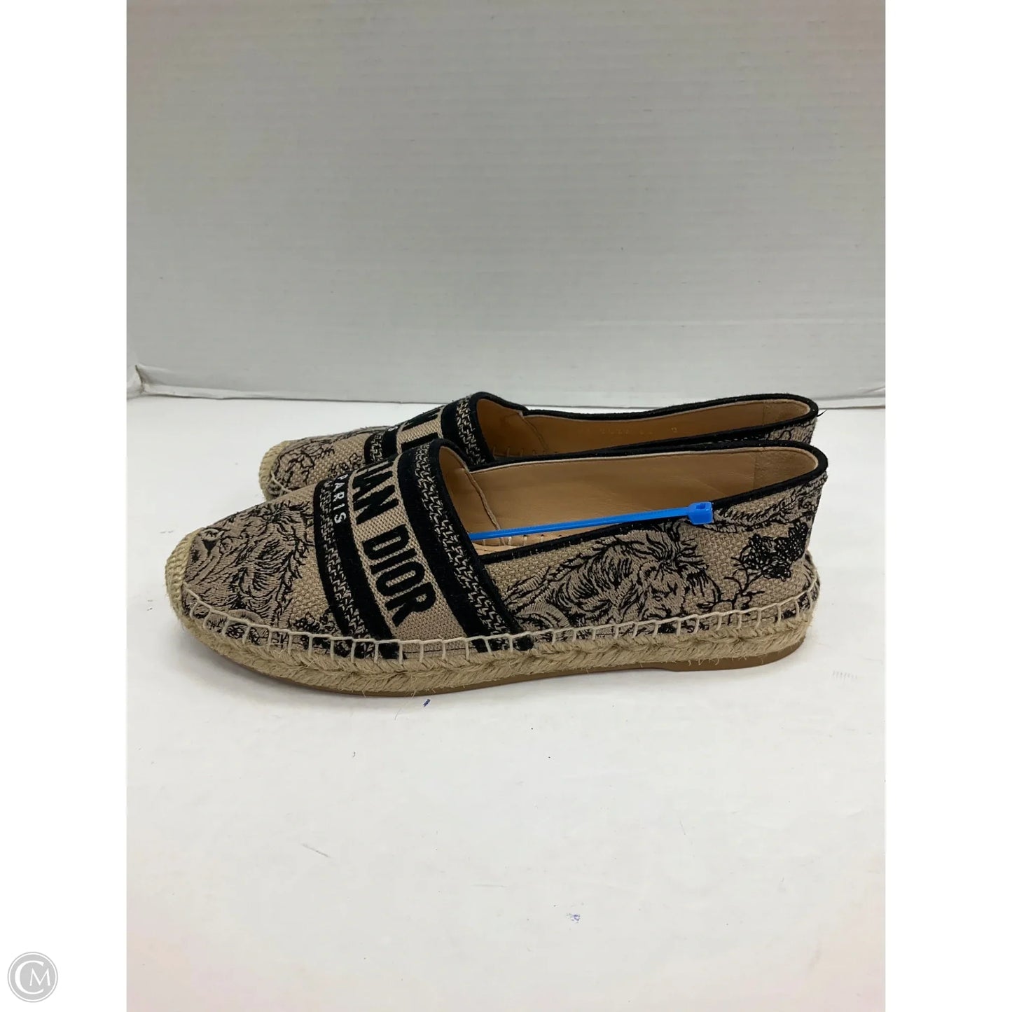 Shoes Luxury Designer By Dior In Black & Cream, Size: 6