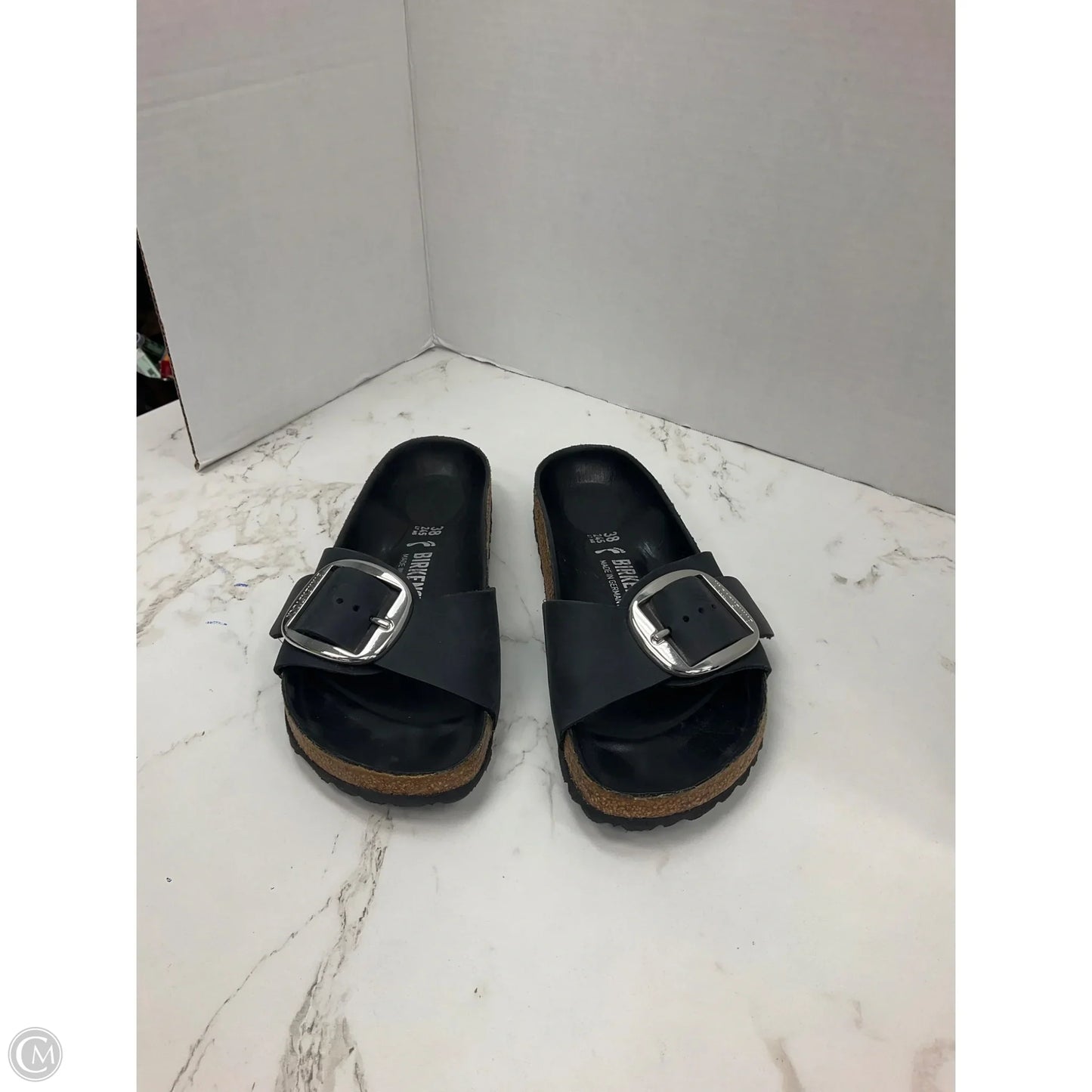 Sandals Flats By Birkenstock In Black, Size: 7.5