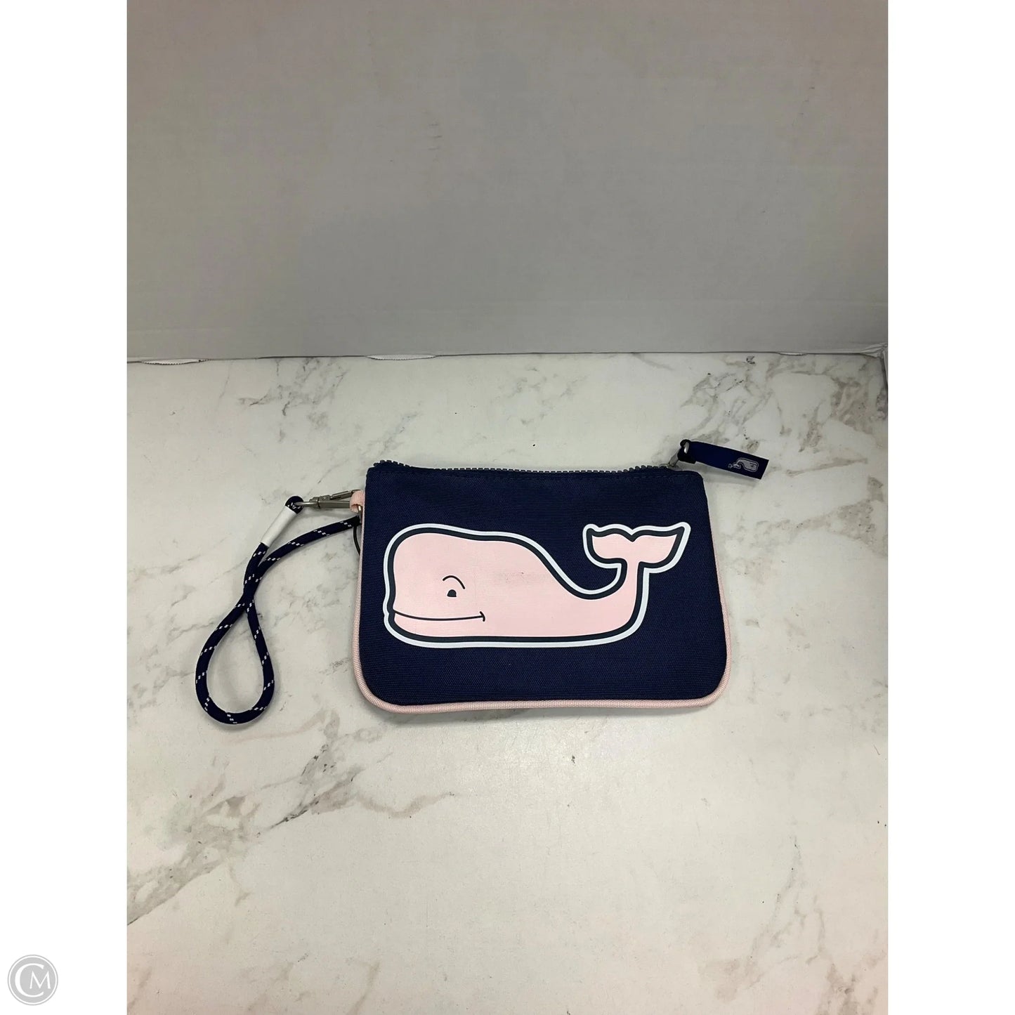 Wristlet By Vineyard Vines, Size: Medium