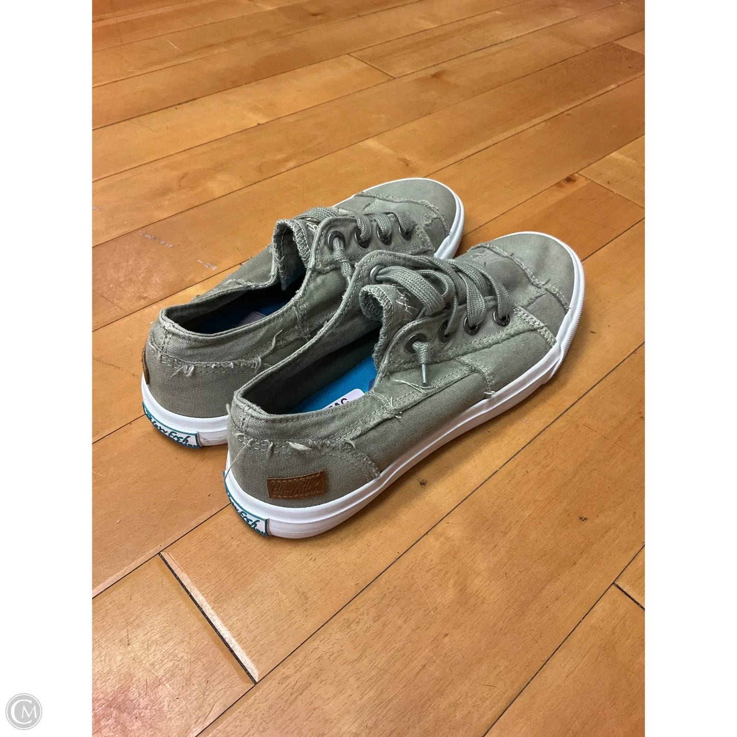 Shoes Sneakers By Blowfish In Green, Size: 9