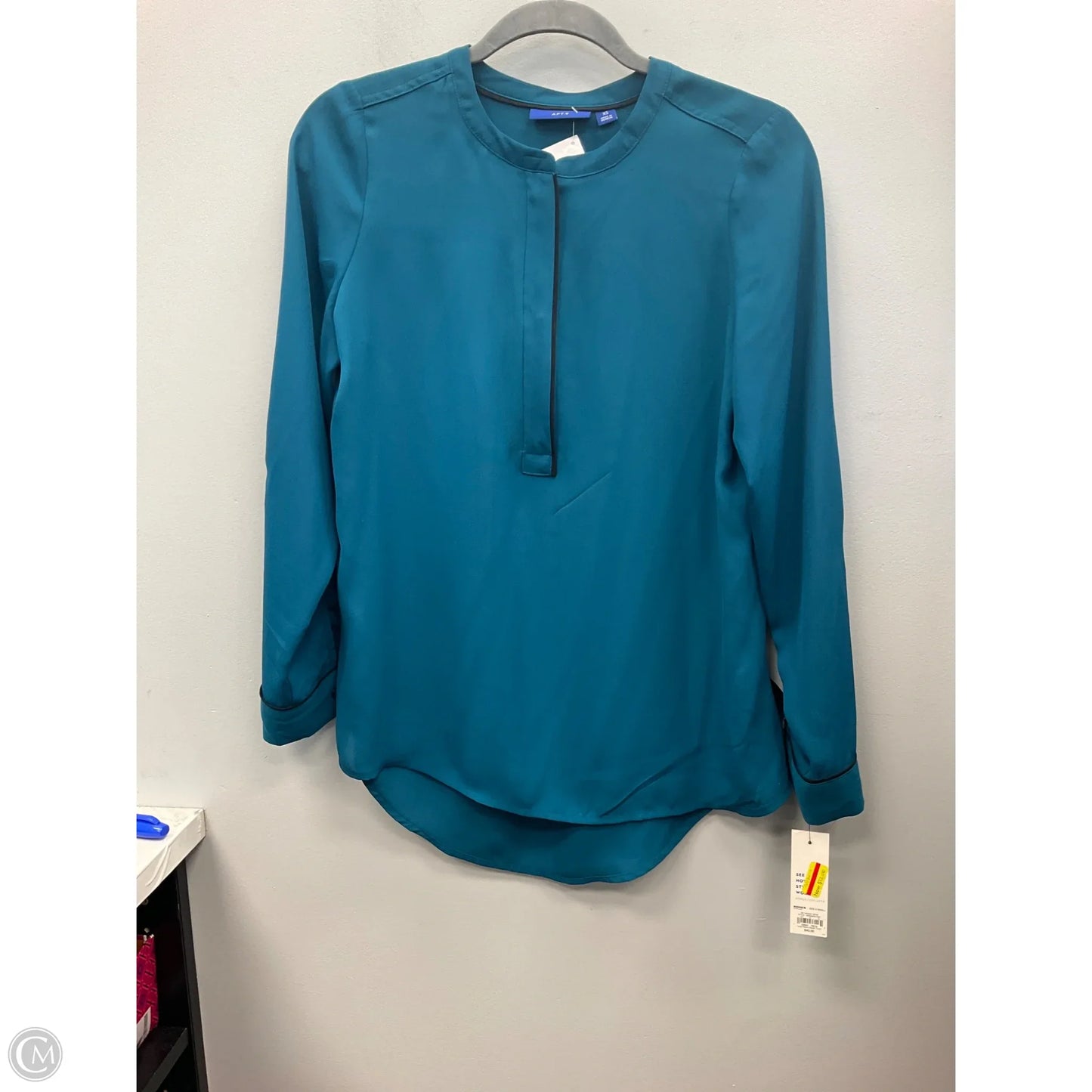 Top Long Sleeve By Apt 9 In Blue, Size: Xs