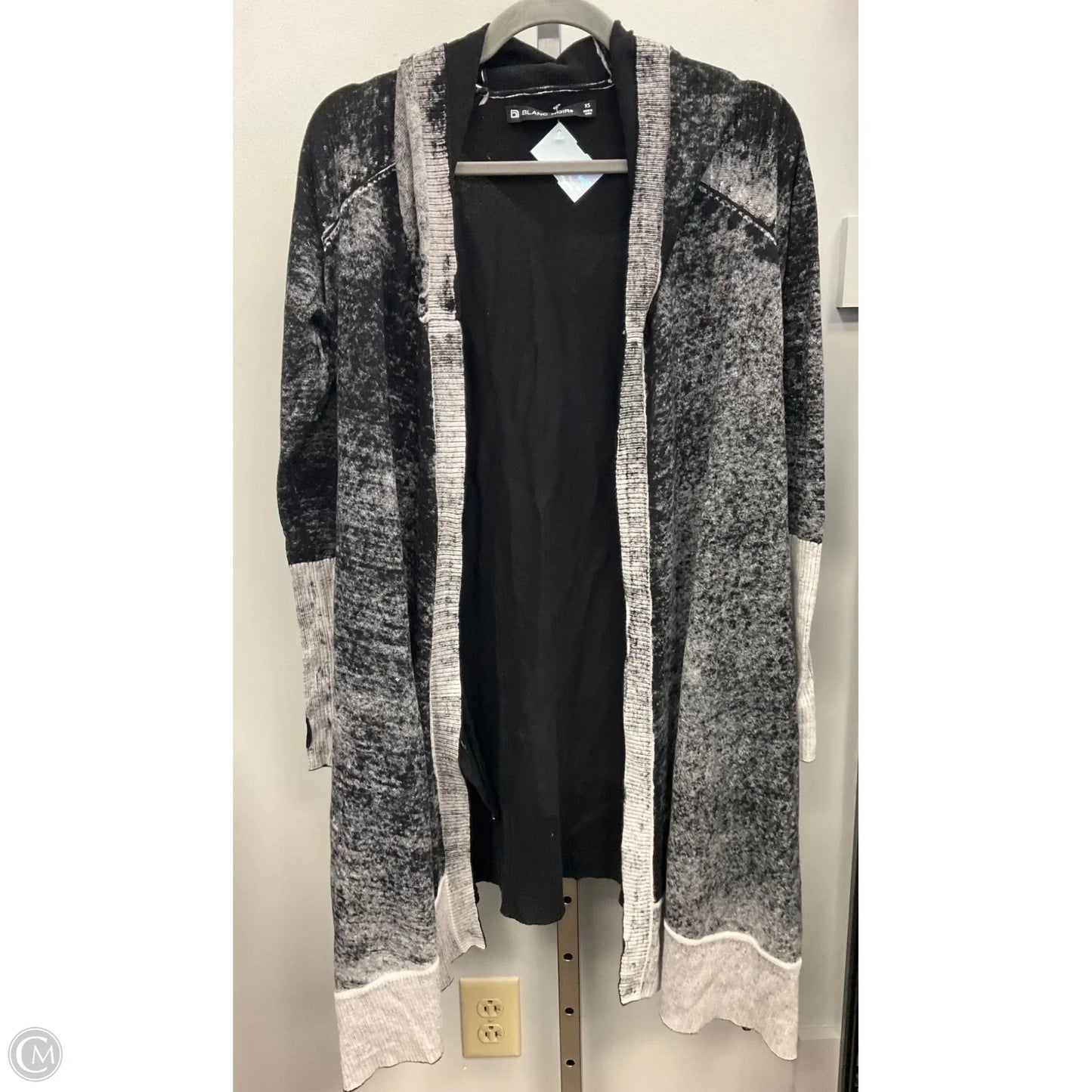 Sweater Cardigan By Cmb In Black & Grey, Size: Xs