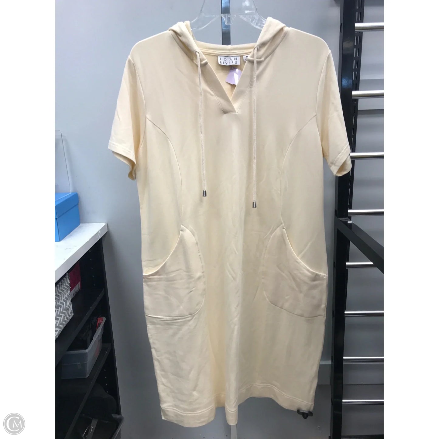 Dress Casual Short By Joan Rivers In Cream, Size: M