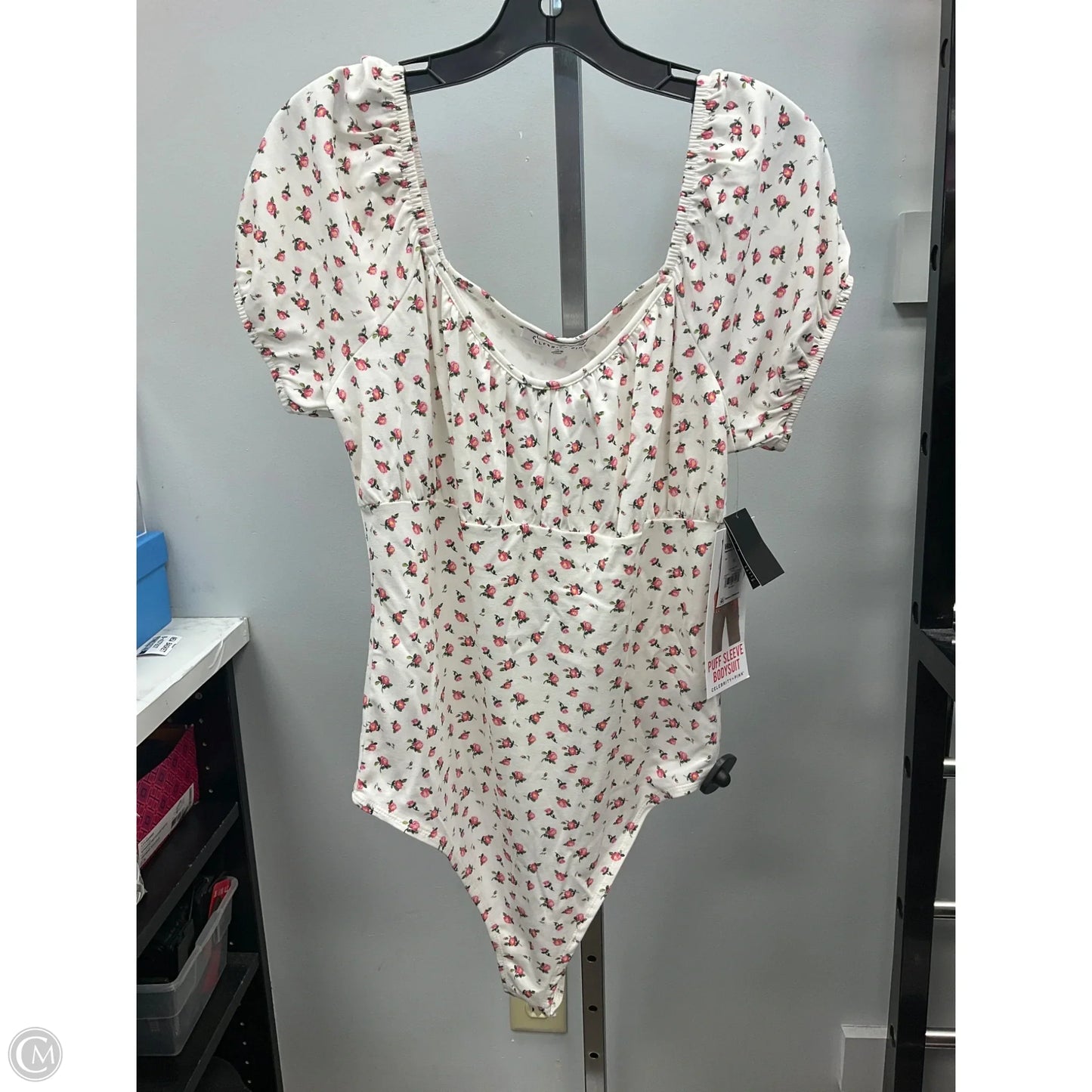 Top Short Sleeve By Celebrity Pink In Floral Print, Size: Xl