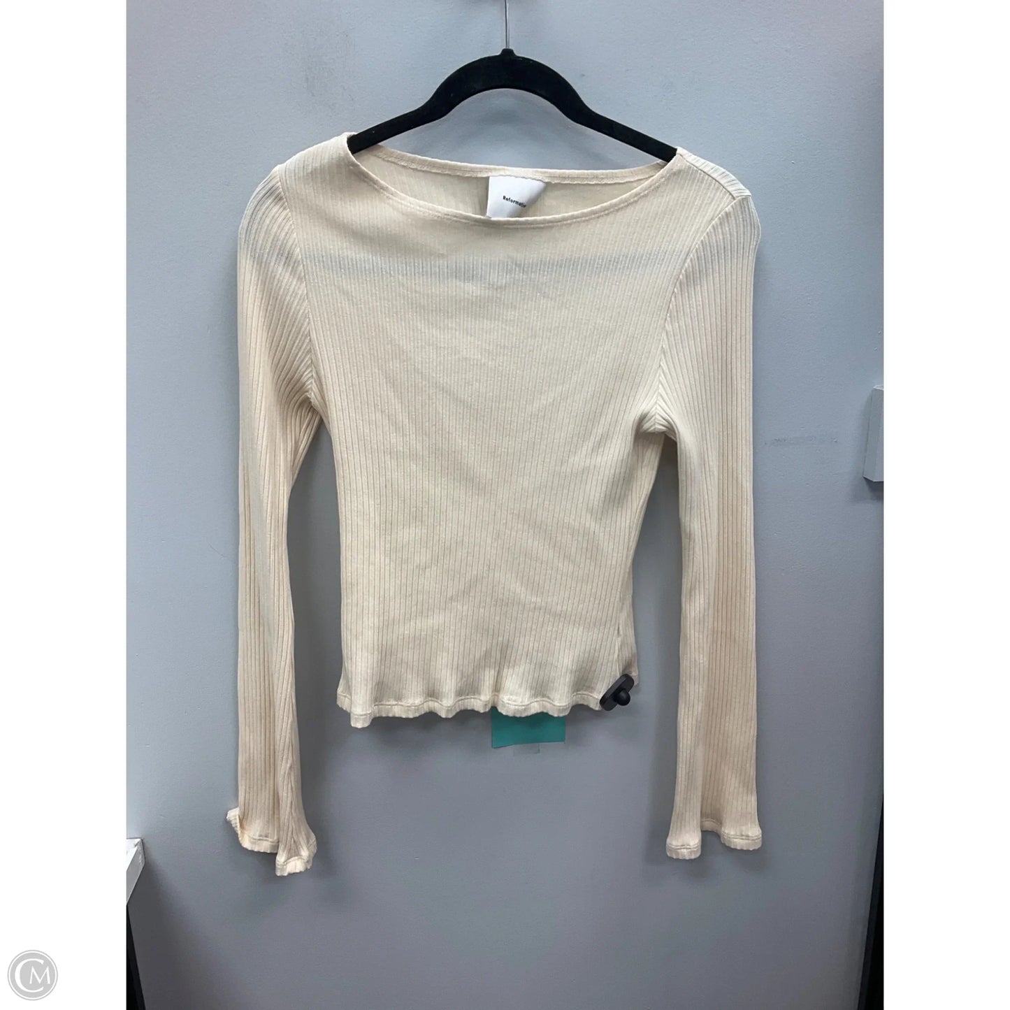 Top Long Sleeve By Reformation In Cream, Size: M