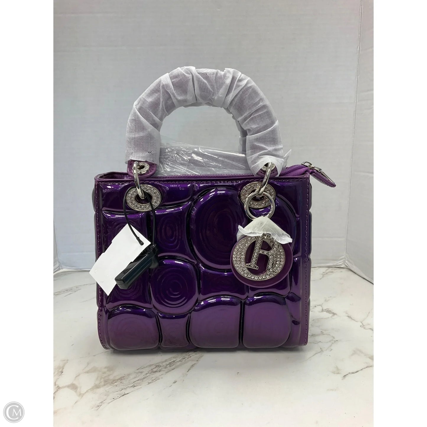Handbag By Clothes Mentor, Size: Medium