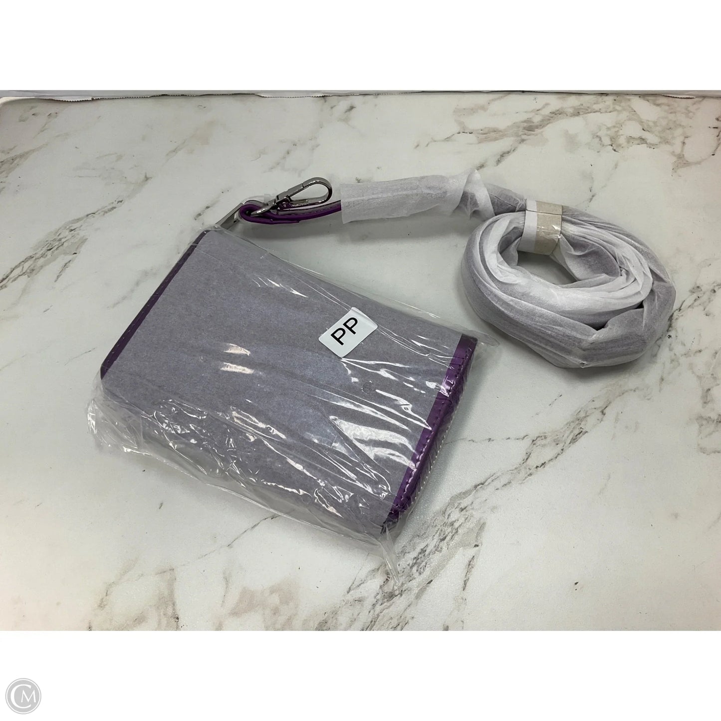 Handbag By Clothes Mentor, Size: Medium