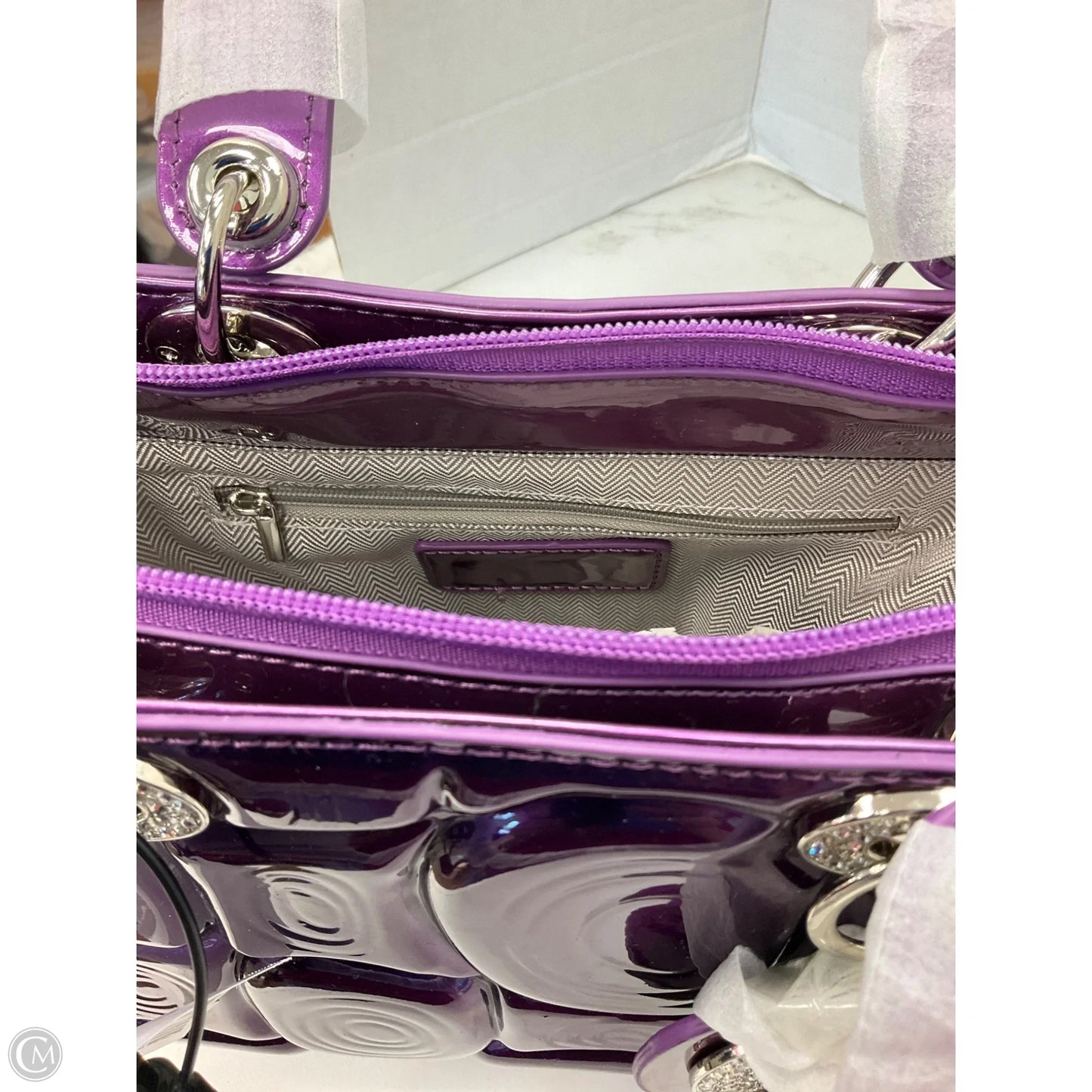 Handbag By Clothes Mentor, Size: Medium