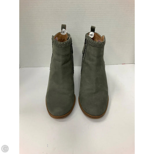 Boots Ankle Heels By Caslon In Green, Size: 7