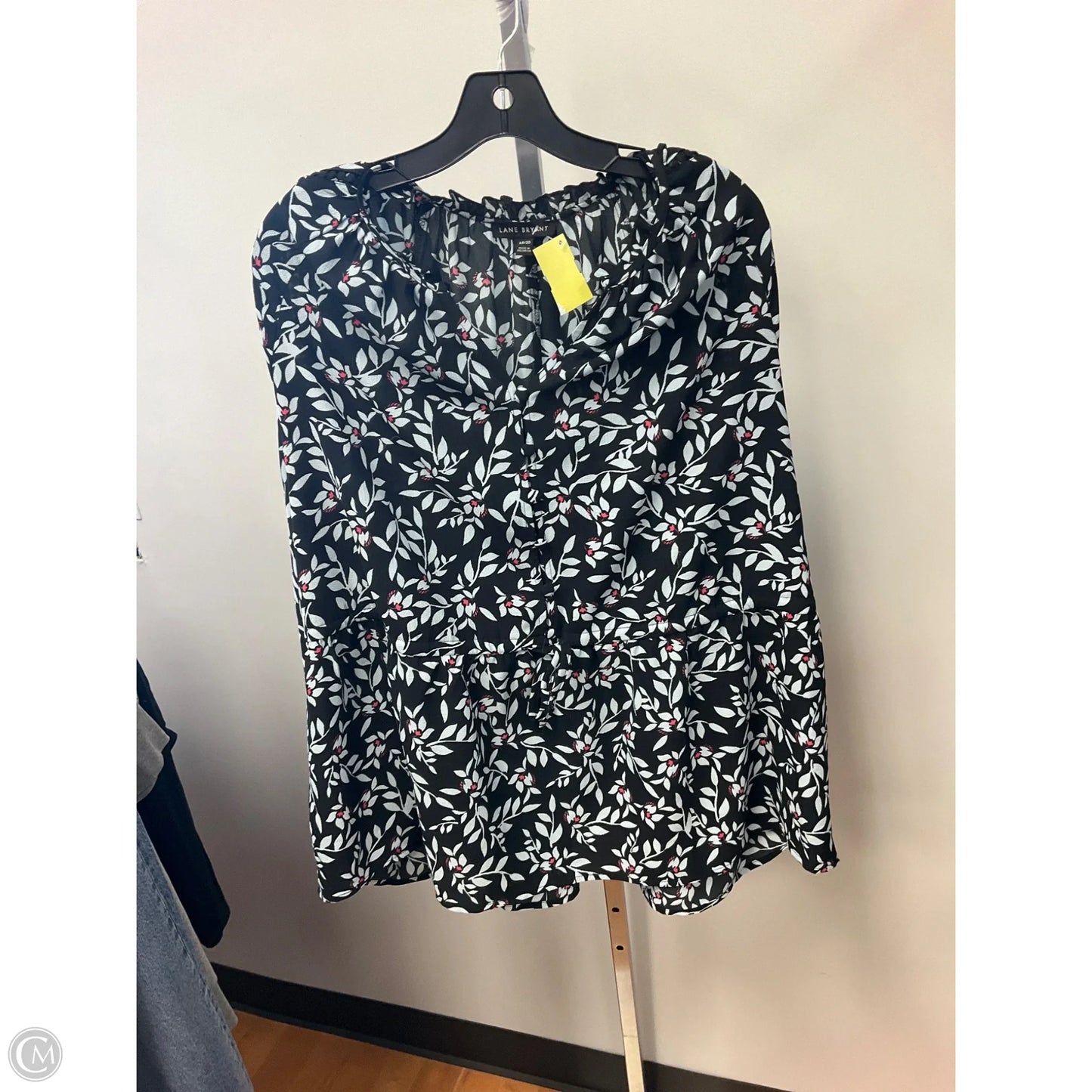 Top Long Sleeve By Lane Bryant In Floral Print, Size: 1x