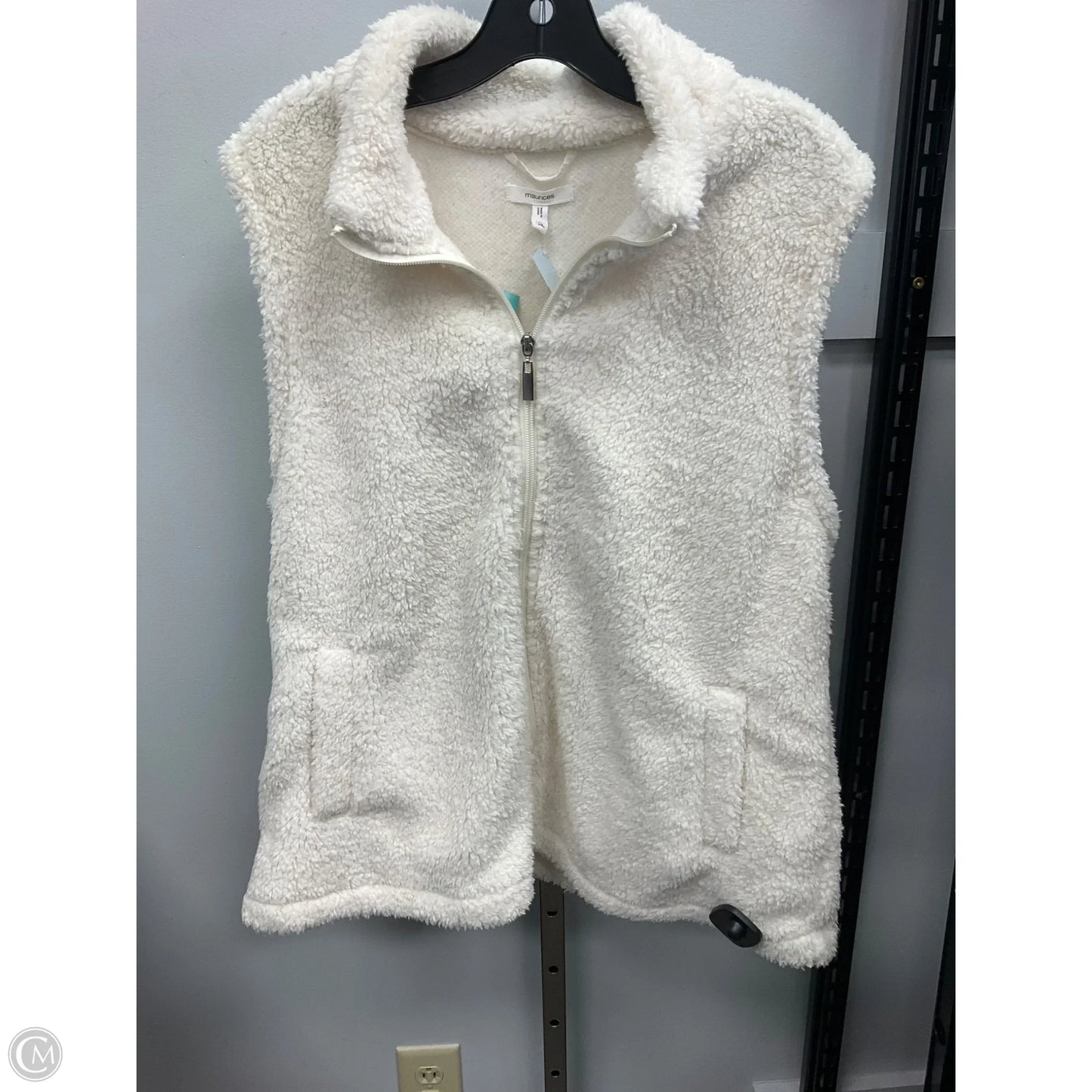 Vest Faux Fur & Sherpa By Maurices In Cream, Size: Xl