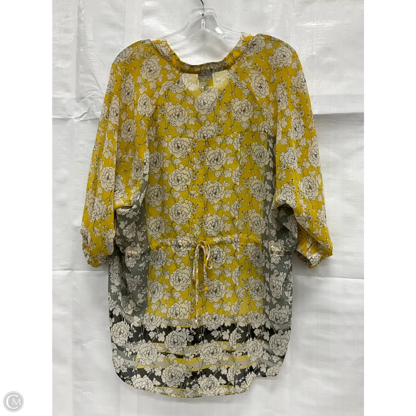 Top Short Sleeve By Cabi In Yellow, Size: Xs