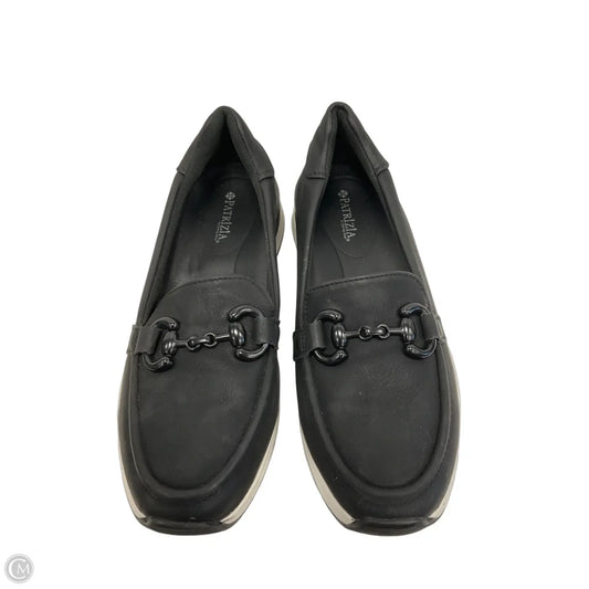 Shoes Sneakers By Cmb In Black & White, Size: 9