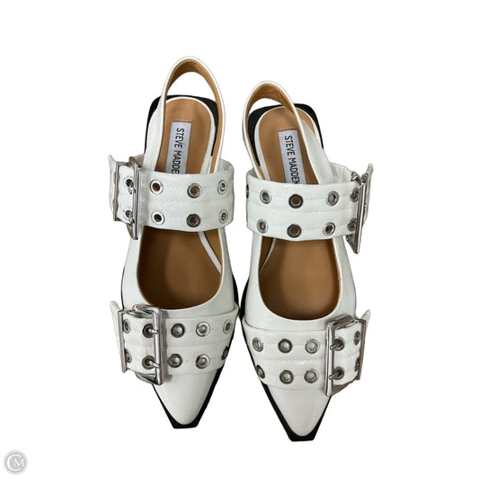 Shoes Flats By Steve Madden In White, Size: 6.5