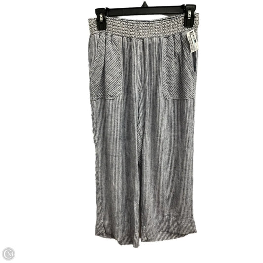 Capris By West Bound In Blue, Size: Mp