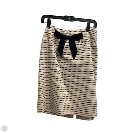 Skirt Mini & Short By Clothes Mentor In Cream, Size: L