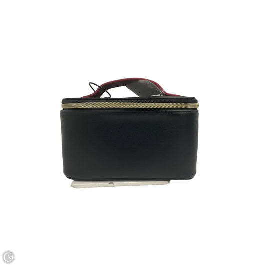 Makeup Bag Designer By Bvlgari, Size: Small