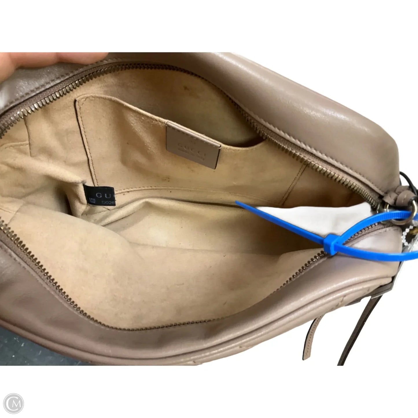 Crossbody Luxury Designer By Gucci, Size: Small