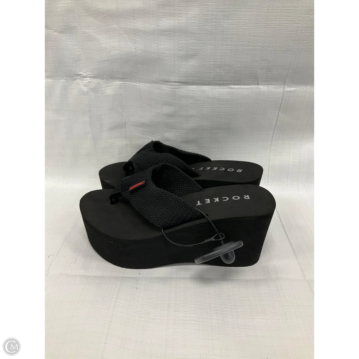 Sandals Heels Wedge By Rocket Dogs In Black, Size: 7