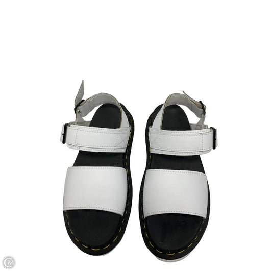 Sandals Flats By Dr Martens In Black & White, Size: 6