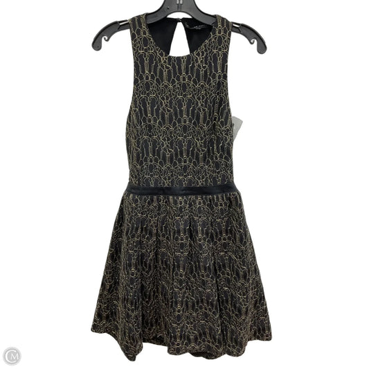 Dress Party Short By English Factory In Black & Gold, Size: S