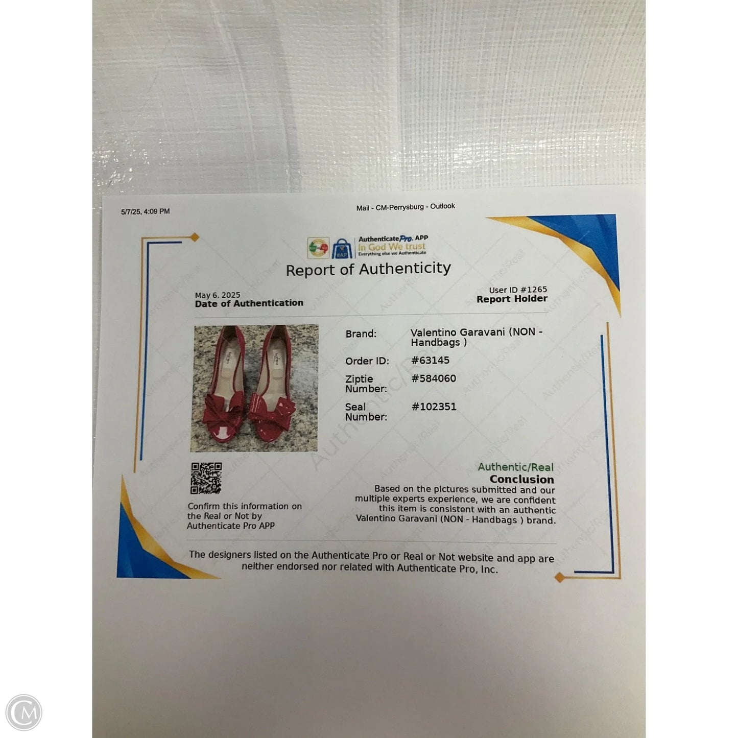 Shoes Luxury Designer By Valentino-garavani In Red & Tan, Size: 7