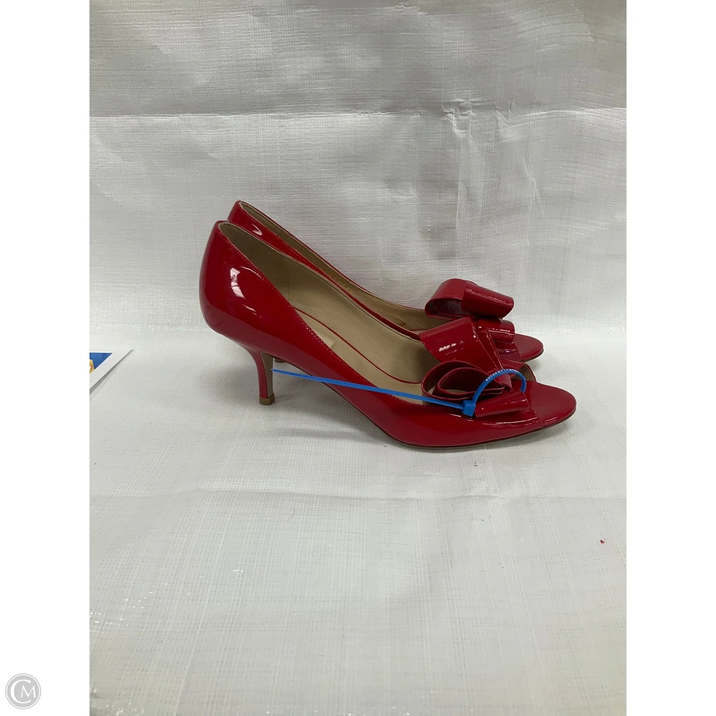 Shoes Luxury Designer By Valentino-garavani In Red & Tan, Size: 7