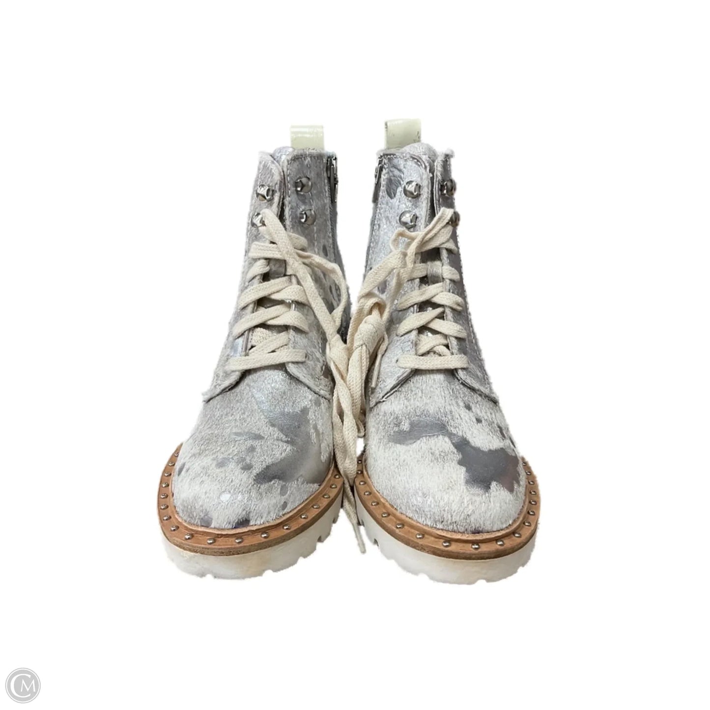 Boots Ankle Flats By Dolce Vita In Silver, Size: 6