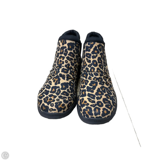 Boots Ankle Flats By Ryka In Animal Print, Size: 9