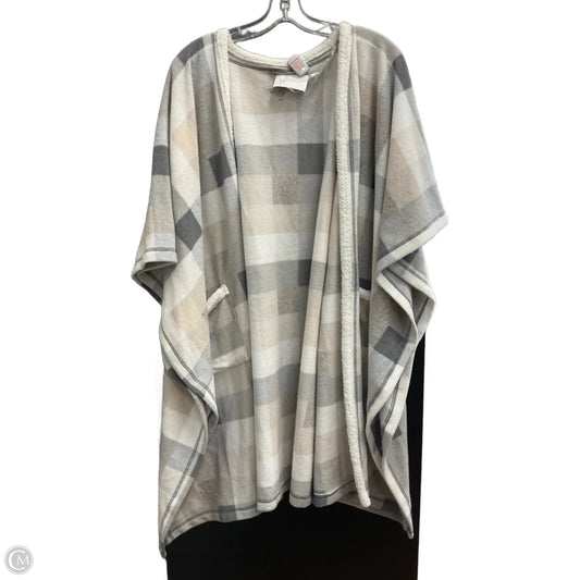 Poncho By Cuddl Duds In Plaid Pattern, Size: M