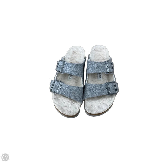 Sandals Flats By Birkenstock In Grey, Size: 6.5