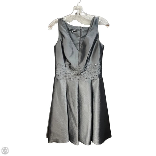 Dress Party Short By Jones Wear In Grey, Size: S