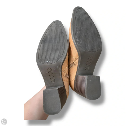Boots Ankle Heels By Frye And Co In Tan, Size: 7.5