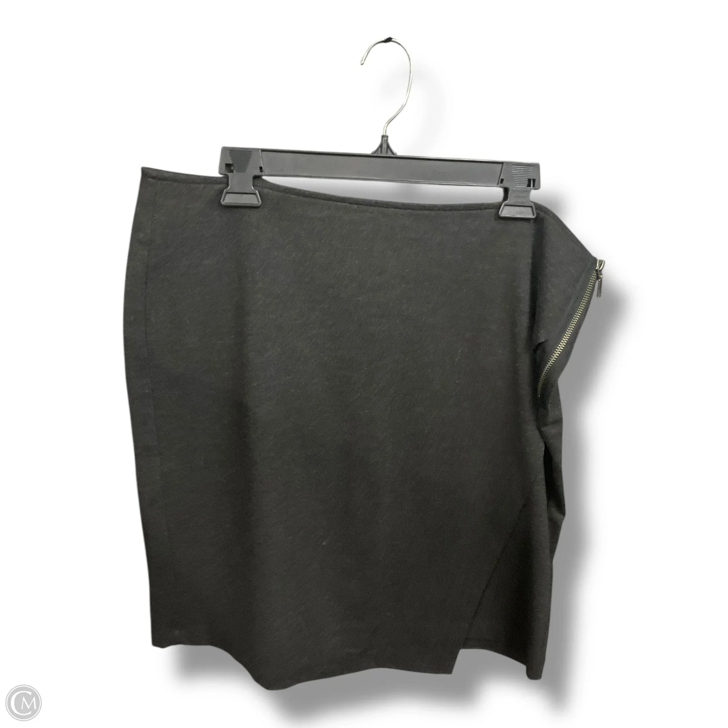 Skirt Mini & Short By Cabi In Grey, Size: L
