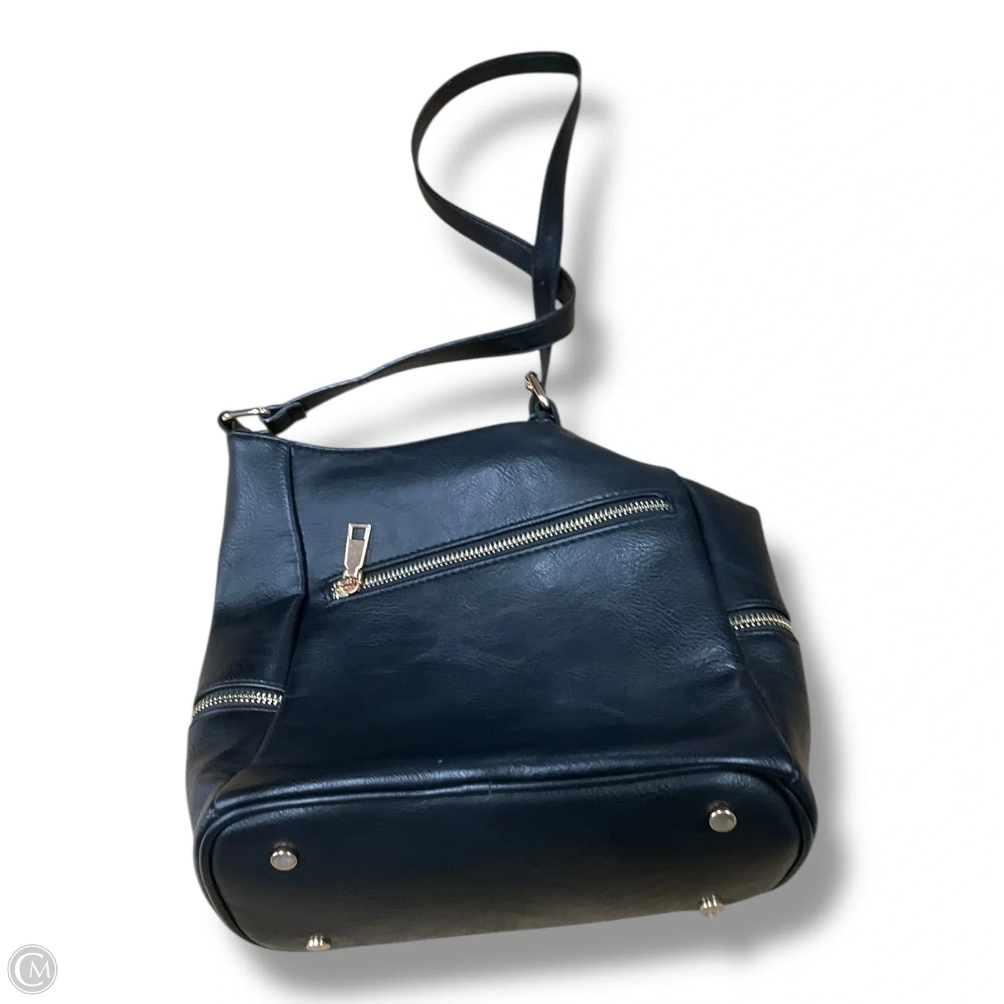 Crossbody By Clothes Mentor, Size: Medium