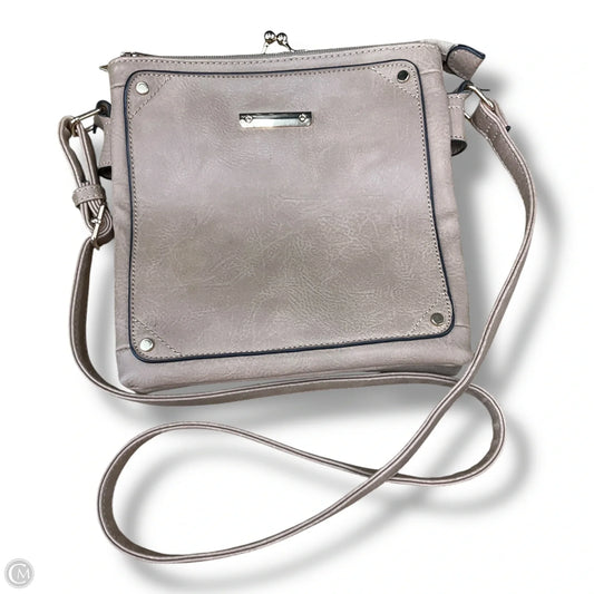 Crossbody By Clothes Mentor, Size: Medium