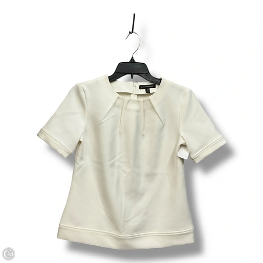 Top Short Sleeve By Banana Republic In Cream, Size: Xs
