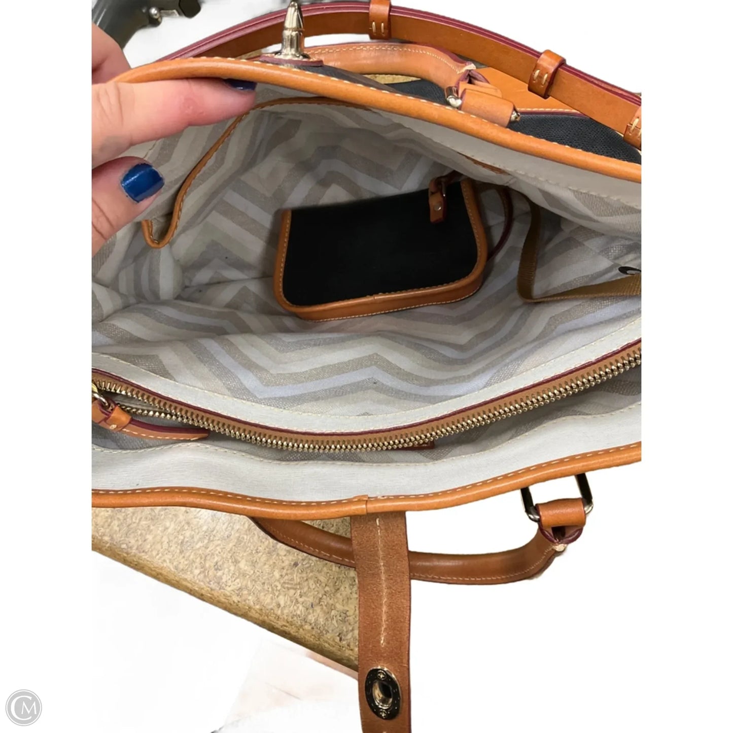 Crossbody Designer By Dooney And Bourke, Size: Large