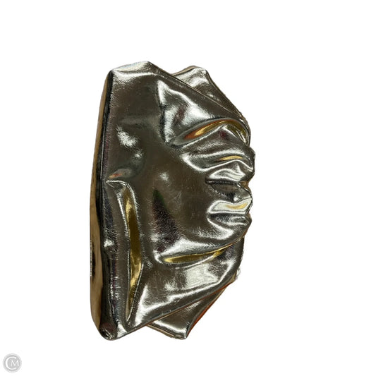 Clutch By Clothes Mentor, Size: Medium