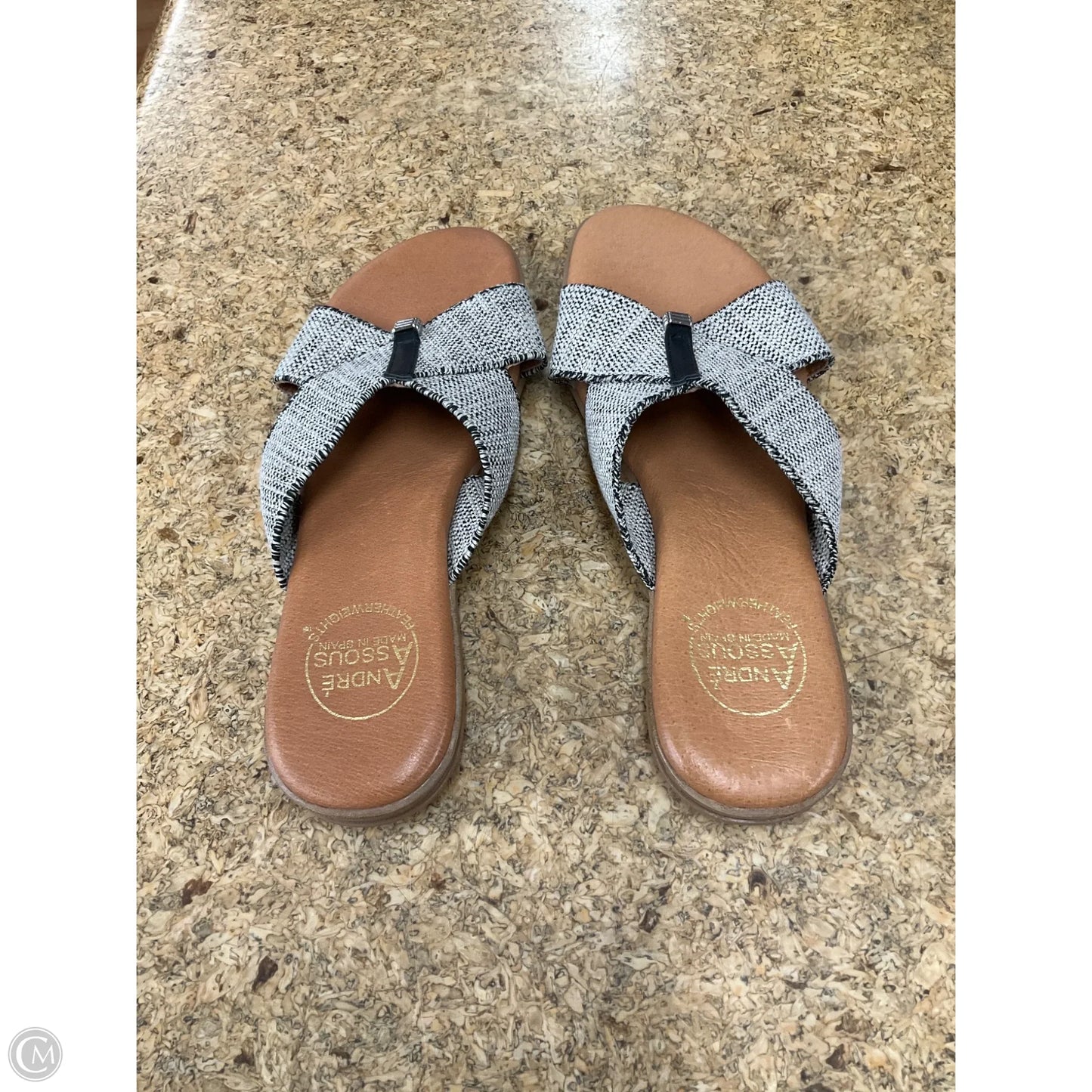 Sandals Flats By Cmc In Beige, Size: 7