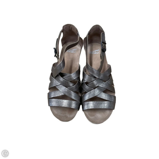 Sandals Heels Block By Dansko In Tan, Size: 8.5