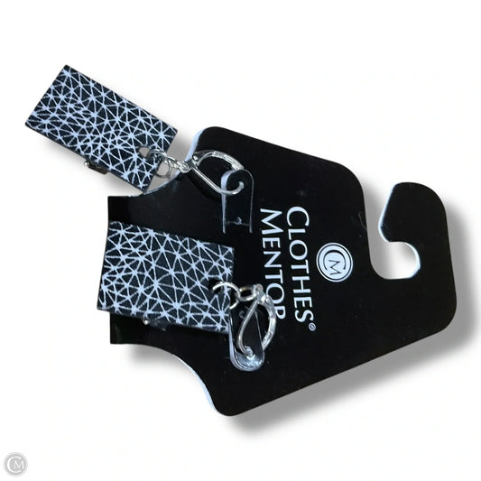 Earrings Dangle/drop By Clothes Mentor