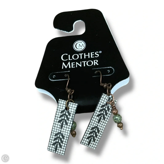 Earrings Dangle/drop By Clothes Mentor