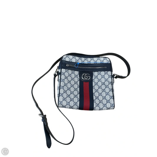 Crossbody Luxury Designer By Gucci, Size: Medium