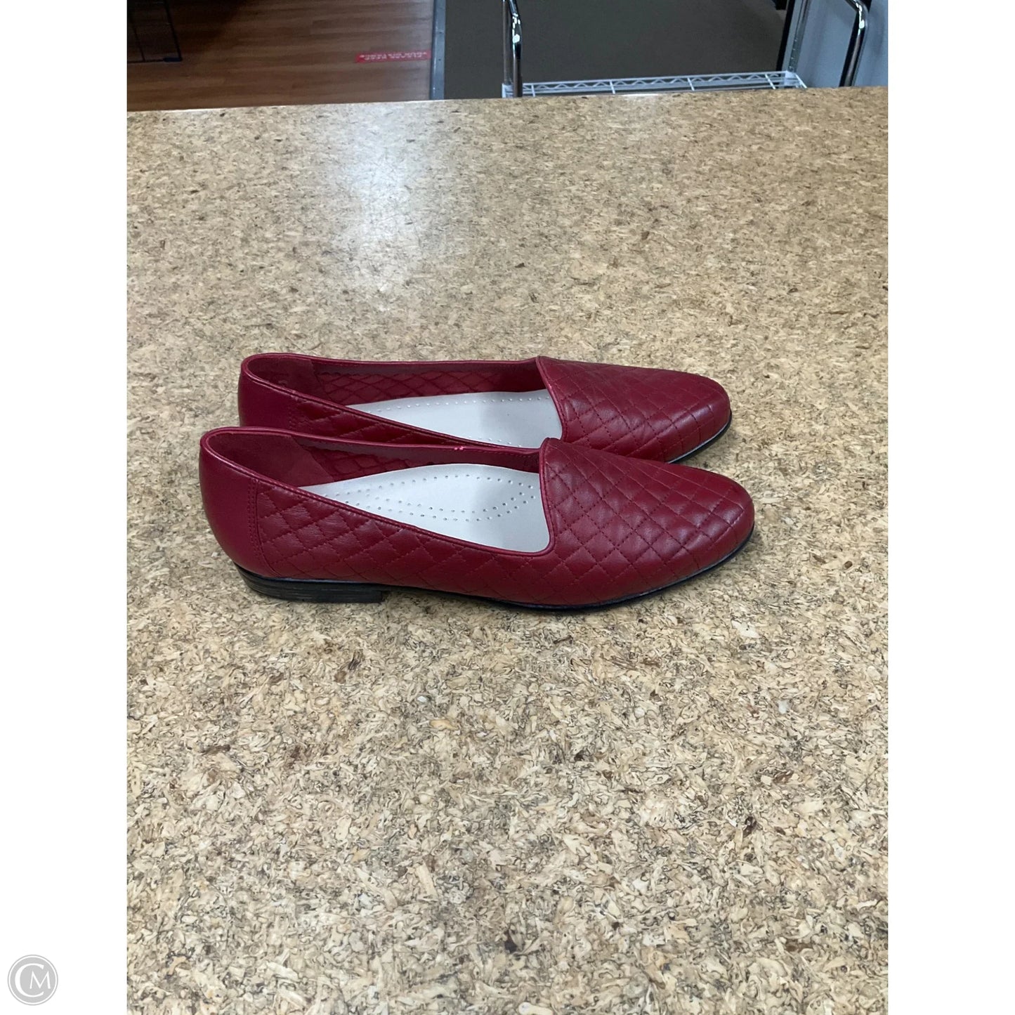 Shoes Flats By Clothes Mentor In Red, Size: 8