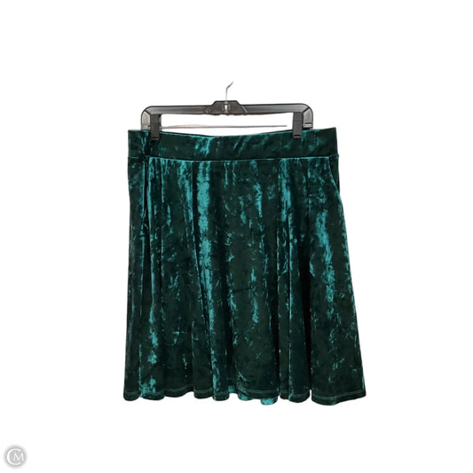 Skirt Mini & Short By Torrid In Green, Size: 16