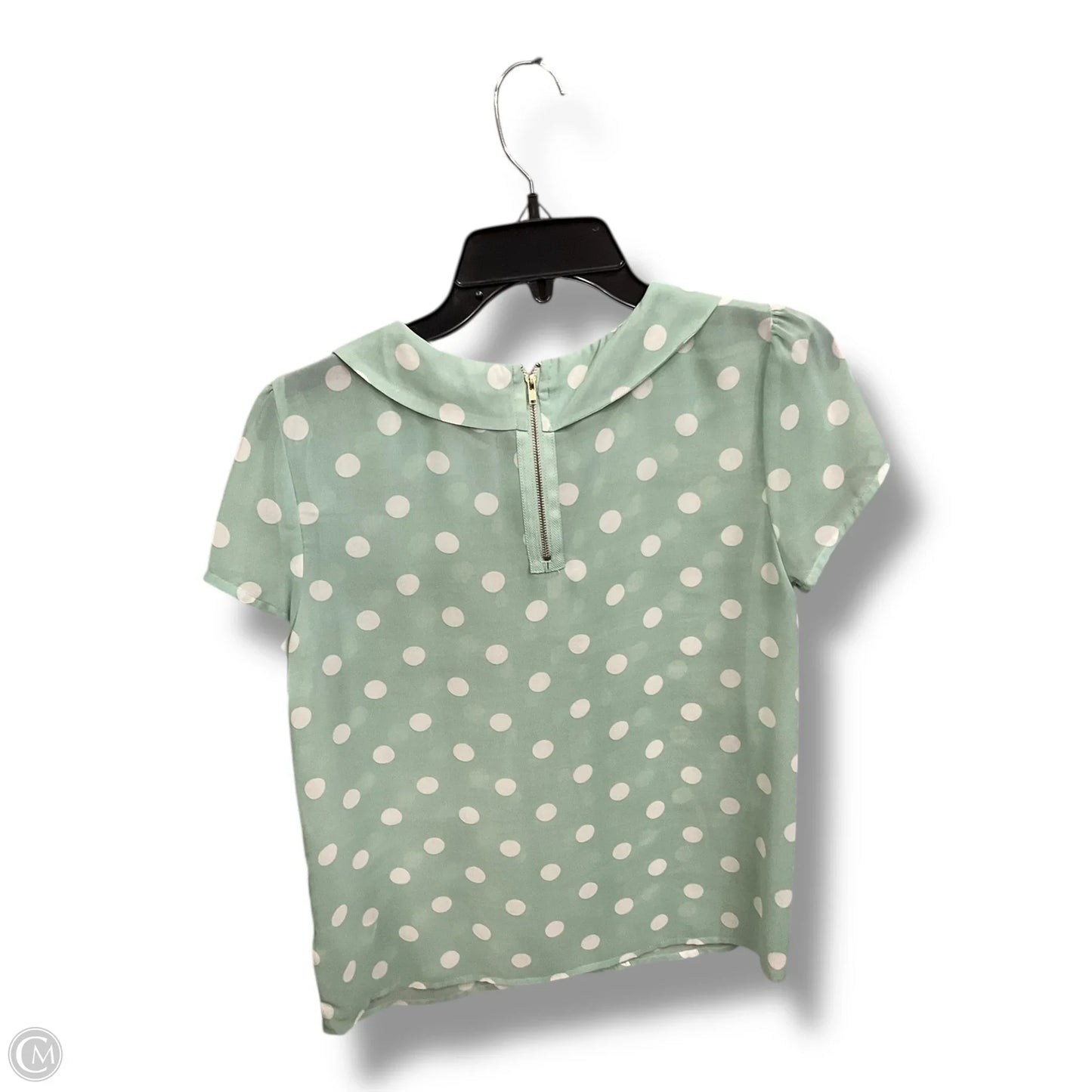 Top Short Sleeve By Clothes Mentor In Polkadot Pattern, Size: M