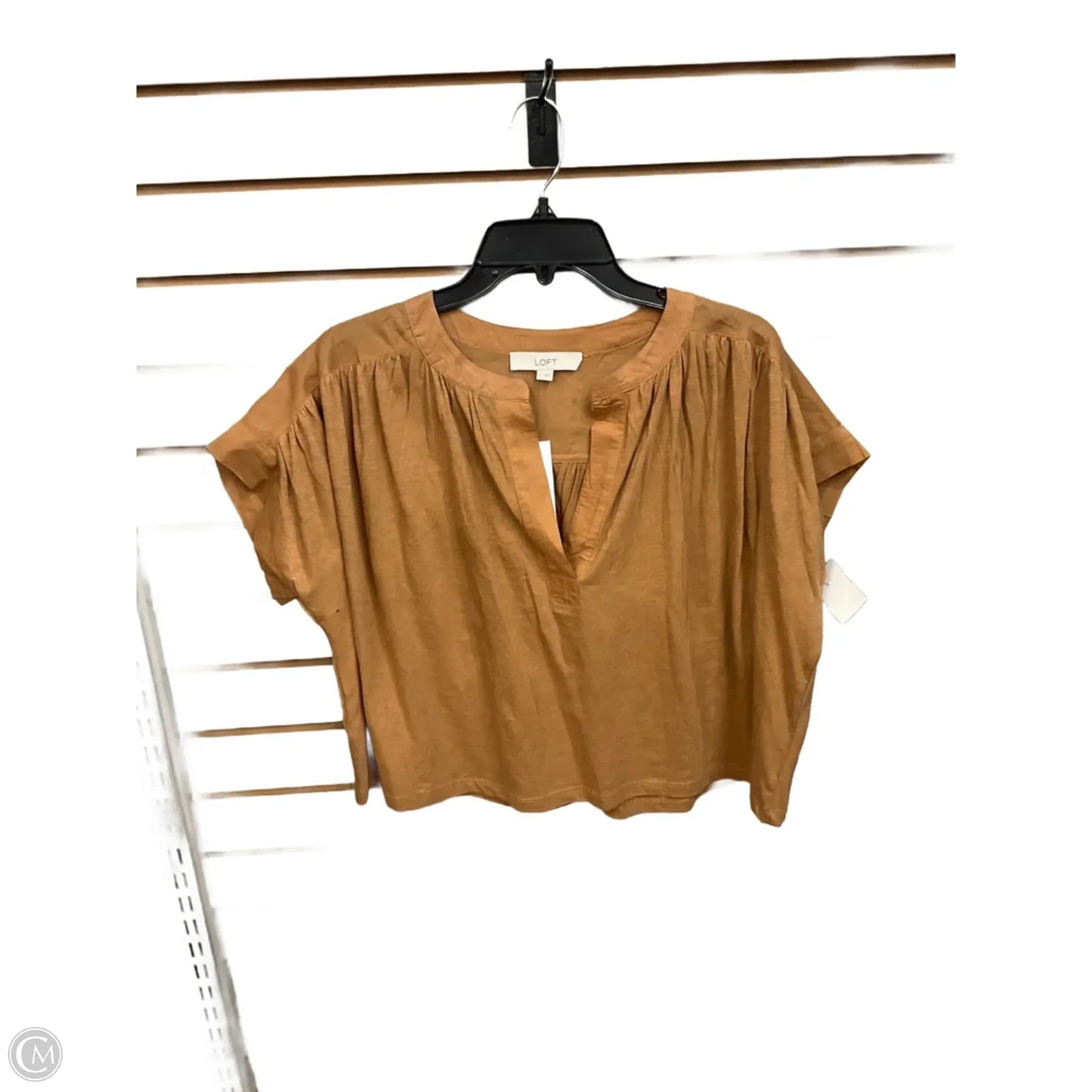 Top Short Sleeve Basic By Loft In Tan, Size: S
