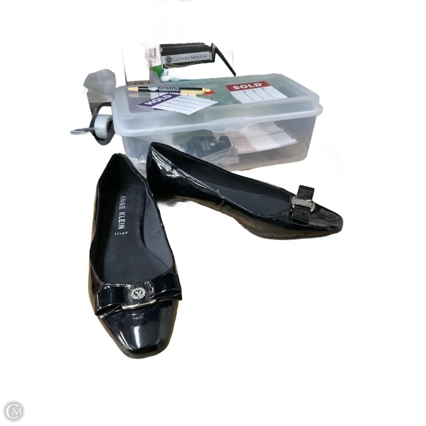 Shoes Flats By Anne Klein In Black, Size: 9